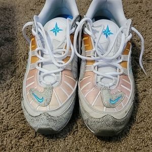 NIKE AIR MAX 98 ‘ON AIR NYC LA MEZCLA’